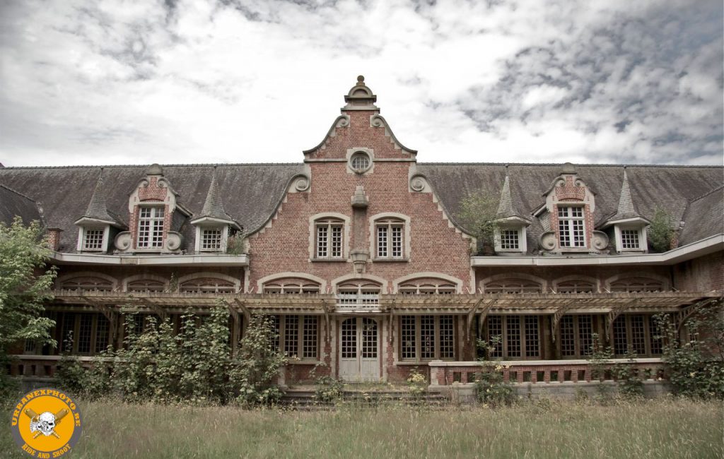 Doppelgänger Psychiatric hospital